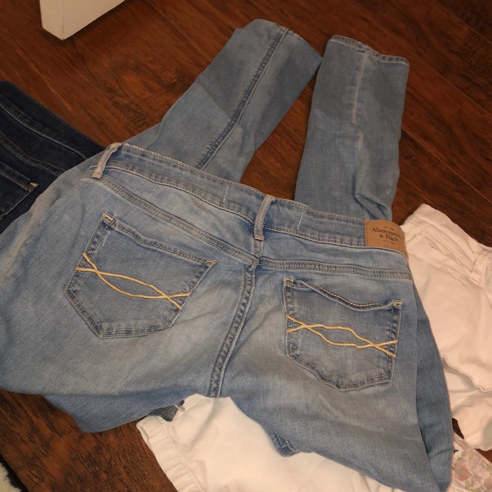 A&F Size 2 Bundle Three Short One Jean - image 7